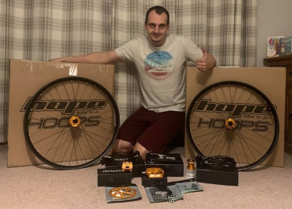 £1000 Hope products or Cash!